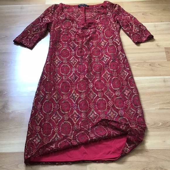 to the max! Women’s Dress - Picture 4 of 16